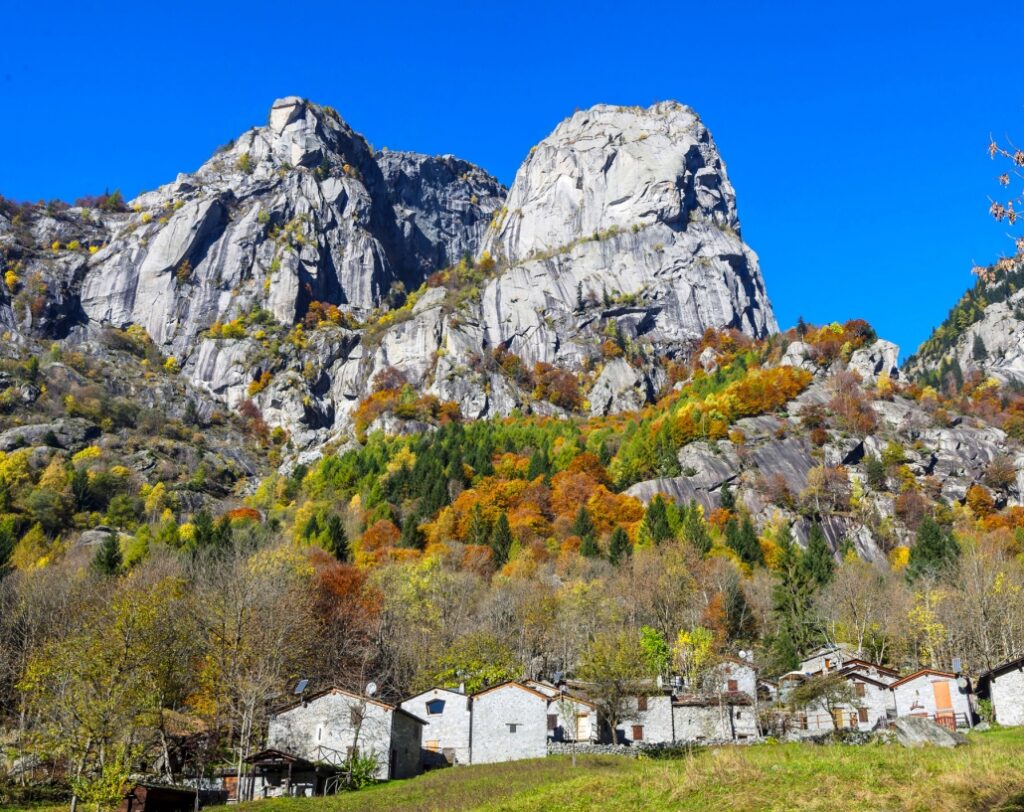 foliage valmasino val di mello